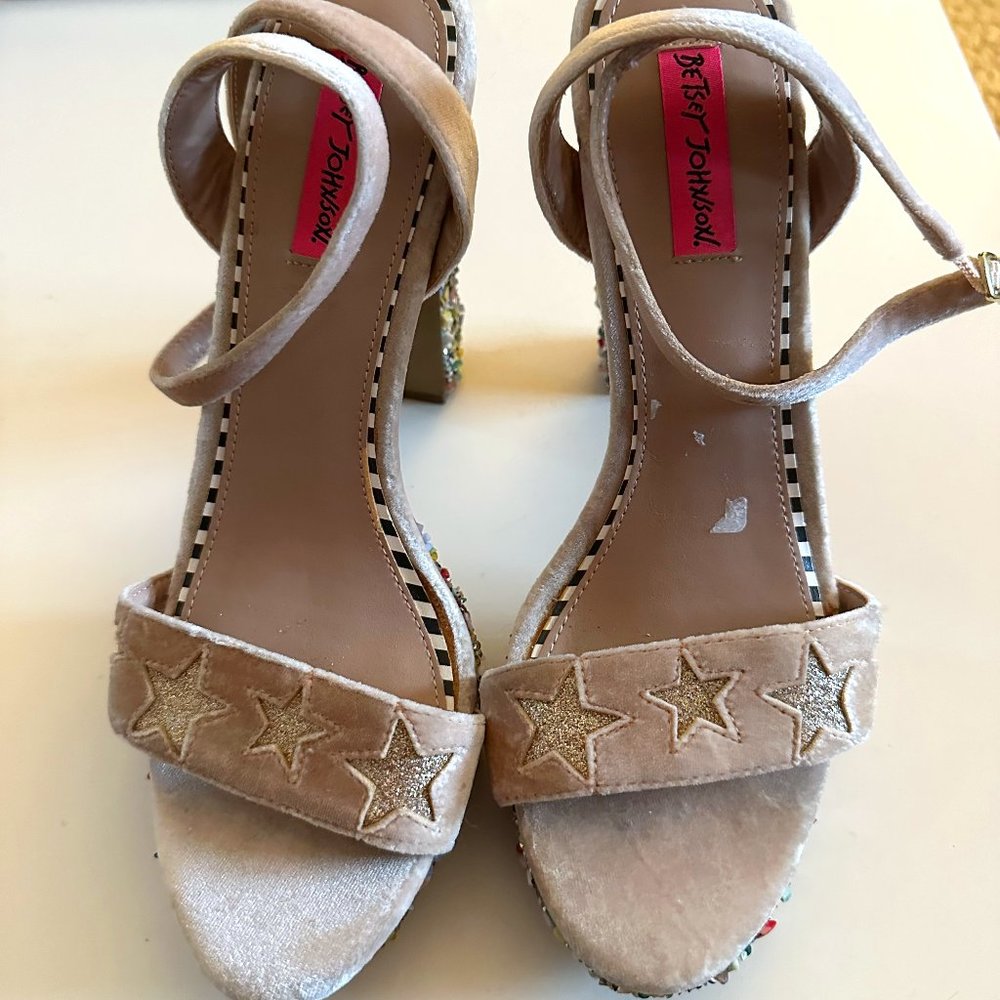 Betsey johnson platform shoes